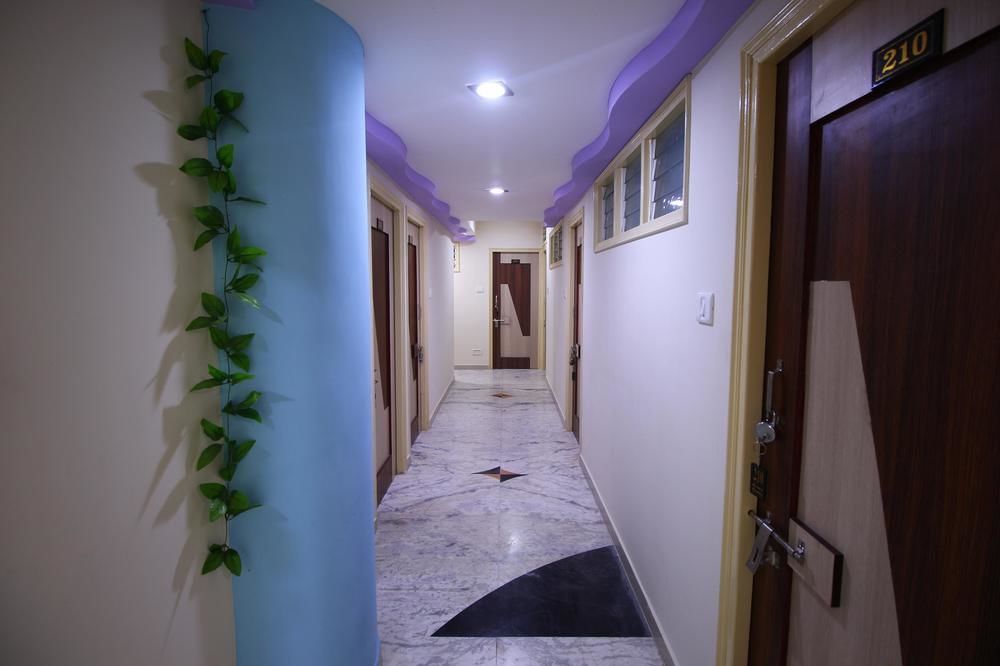 אחמדאבאד Hotel Honey Bunny מראה חיצוני תמונה